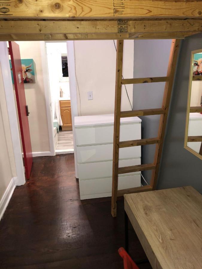 Private Room In A Shared Apartment 15 Minutes To Times Square! New York Bagian luar foto