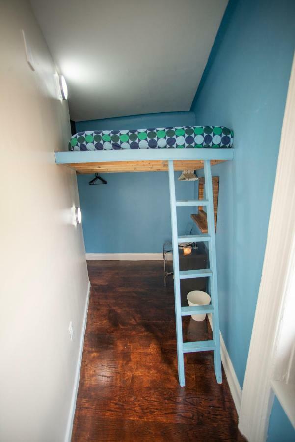 Private Room In A Shared Apartment 15 Minutes To Times Square! New York Bagian luar foto