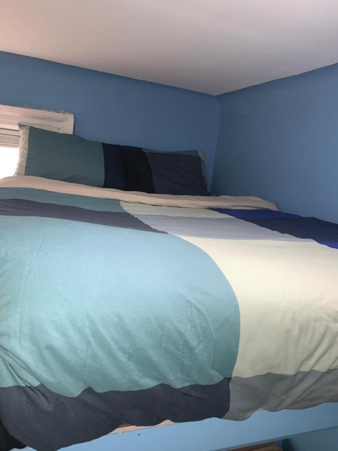 Private Room In A Shared Apartment 15 Minutes To Times Square! New York Bagian luar foto